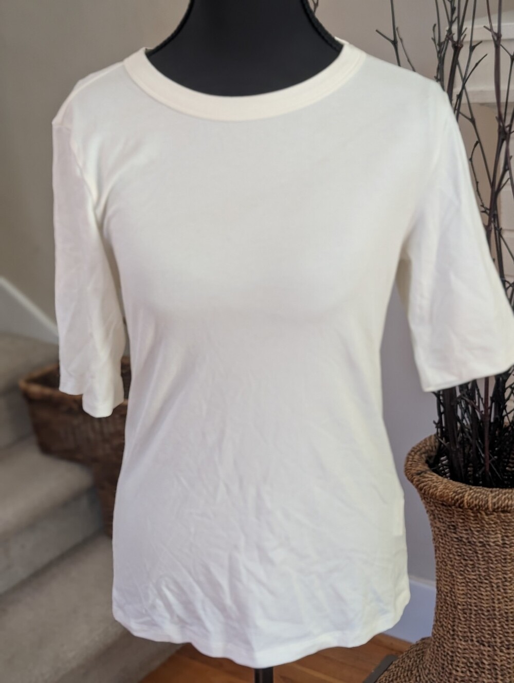 Quiet Luxury White Knit Tee Designer Short Sleeve Crewneck Shirt BOSS Hugo NWOT
